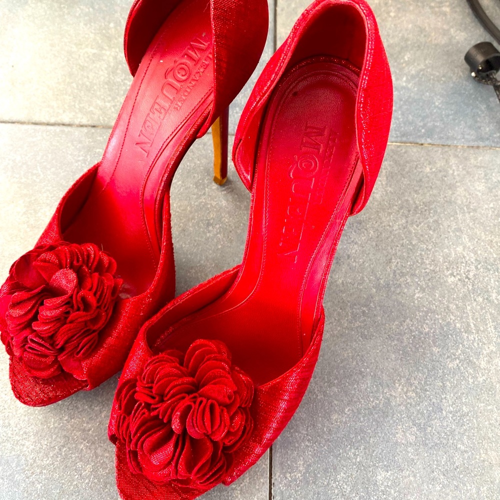 Alexander McQueen pumps